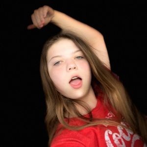 Meet your Posher, Jacqueline